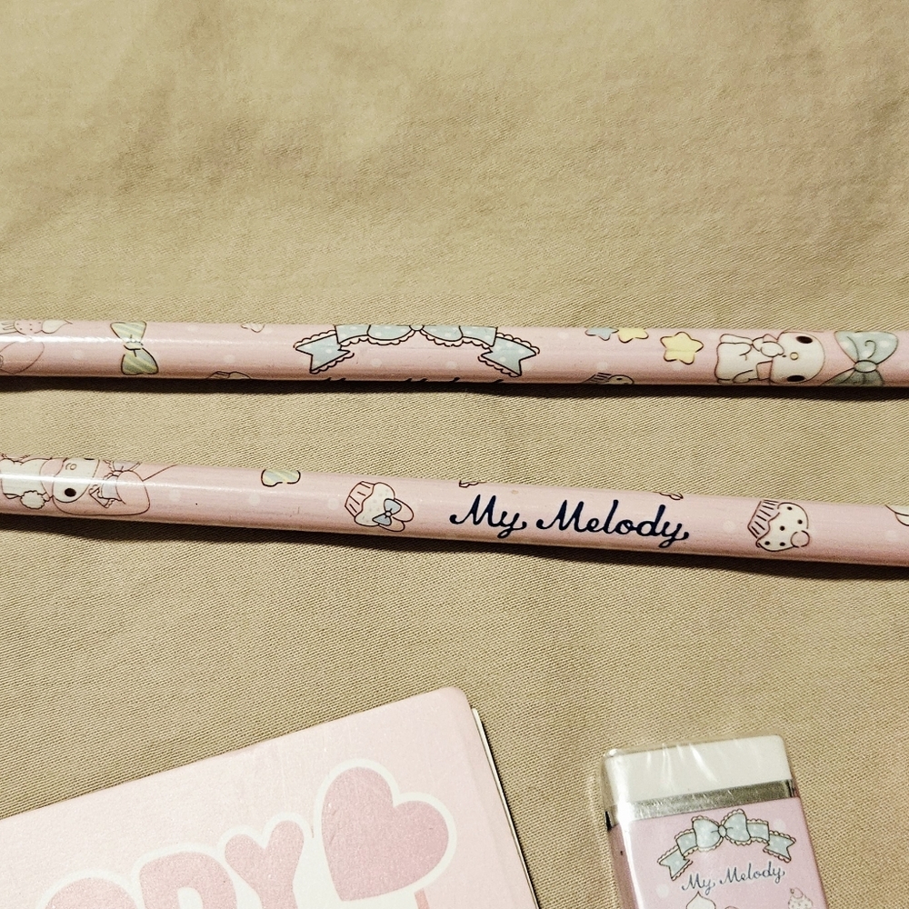 My Melody 9 Pc Bundle - Picture 9 of 13